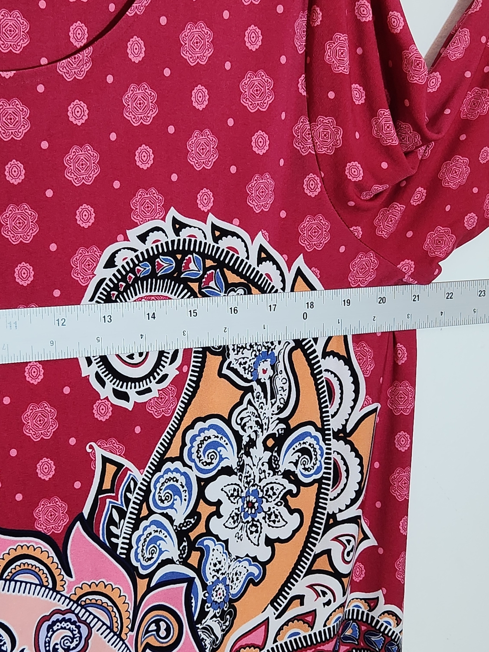 Chico’s Pink Paisley Graphic Tee Size Large - Picture 6 of 9